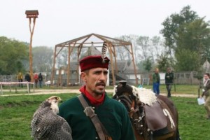 Krekács Zoltán hagyományőrző lovas-solymász